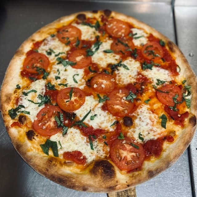 Margherita Pizza.
